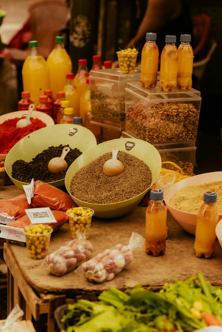 6 Épices et Sauces Incontournables pour Cuisiner Africain à la Maison